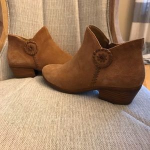 Jack Rogers suede booties